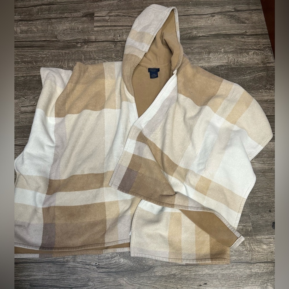 RACHEL Rachel Roy Tan and White Plaid Cape - Picture 2 of 5